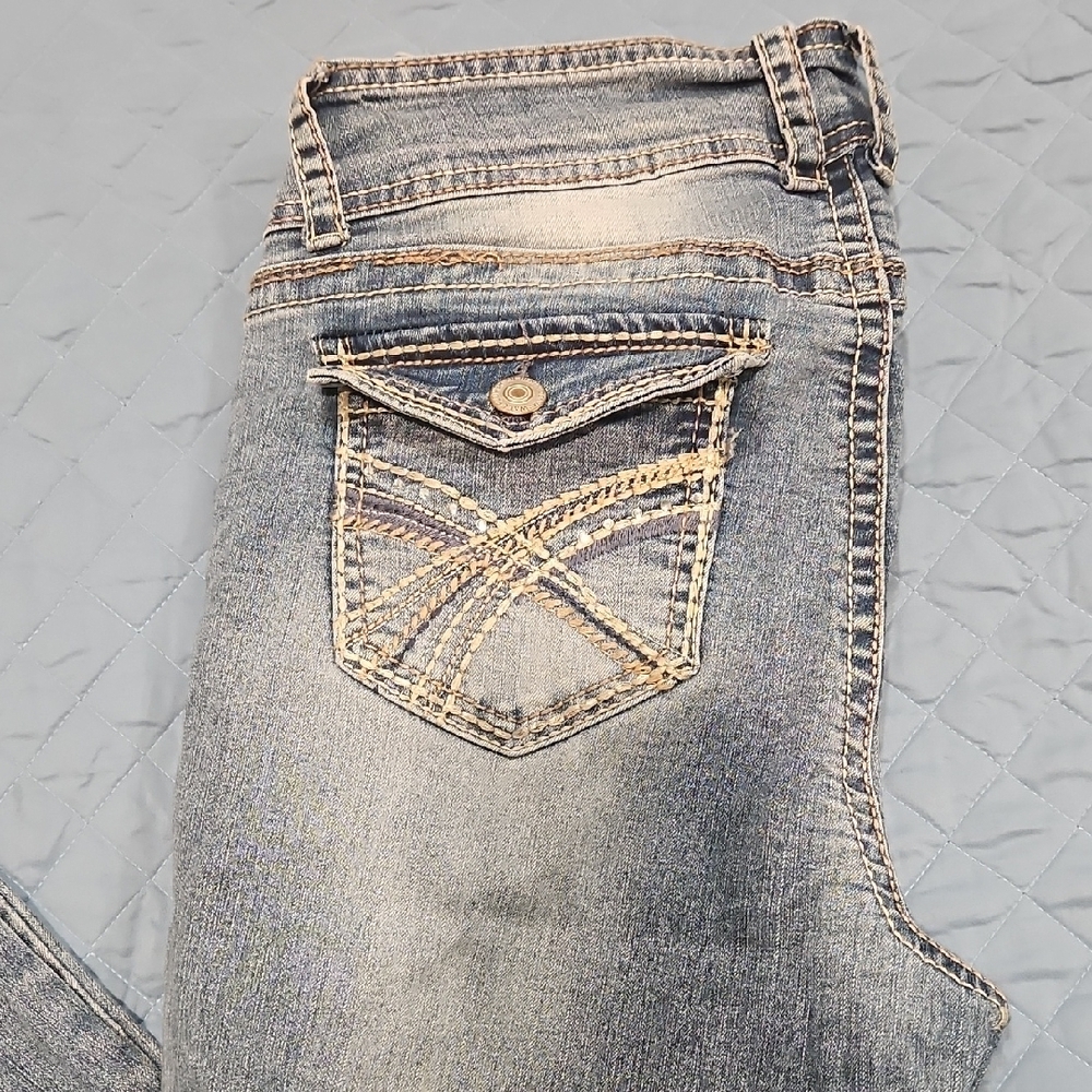 Wallflower Midrise Boot Cut Jeans, The Luscious Curvy Fit, 13L